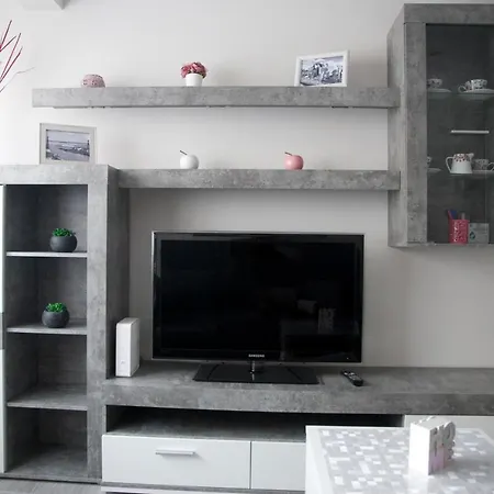 Zubia - Metro Bilbao - Parking Gratis - Ebi01527 포르투갈레테